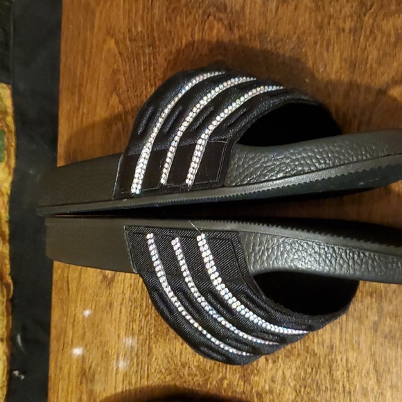 Air Underground Blk Lace Sneakers & Palms Blk w/ Rhinestone Sliders - Picture 7 of 10